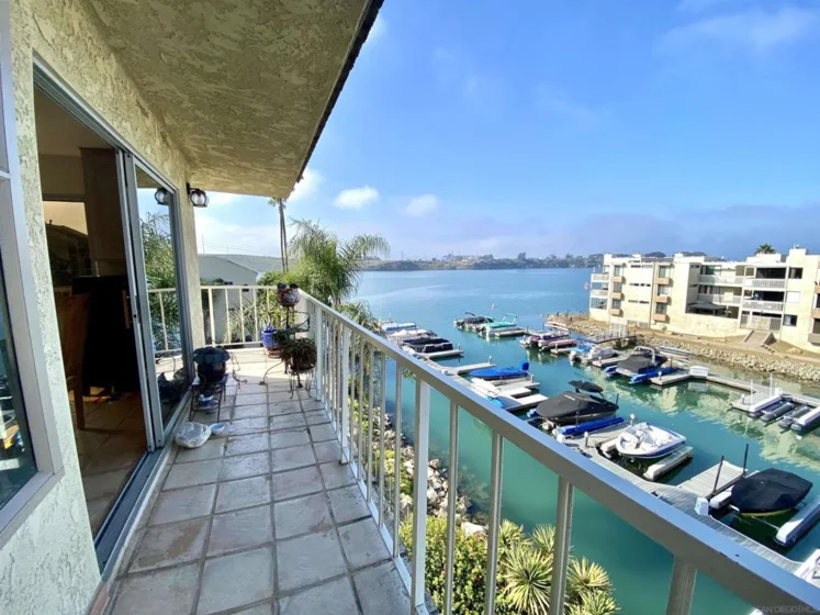 4747 Marina Drive #30 photo 1