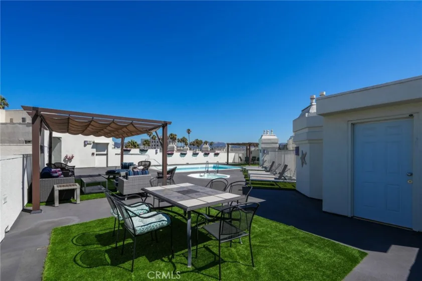 620 S Gramercy Place #211 photo 20