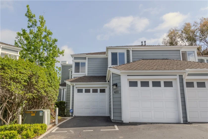 411 San Nicholas Court photo 1