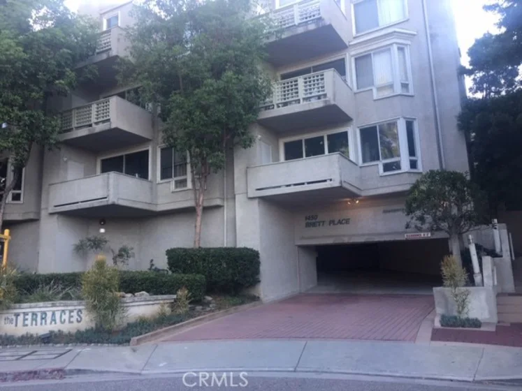1450 Brett Place #309 photo 1