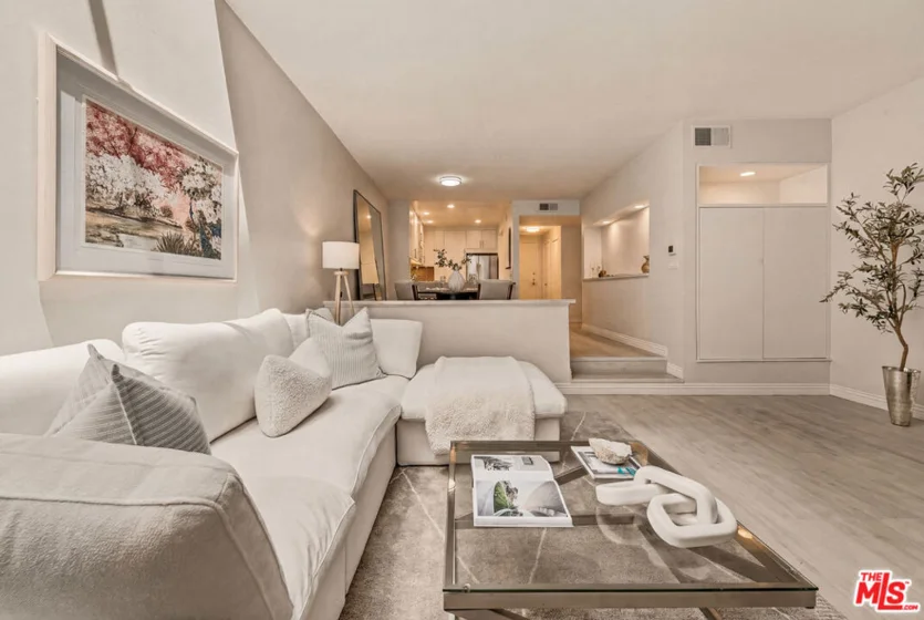 1617 S Beverly Glen Boulevard #204 photo 3