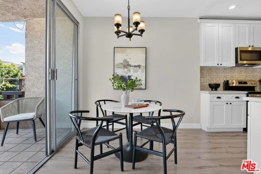 1509 Greenfield Avenue #207 photo 8