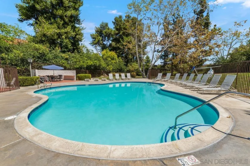 3152 Avenida Topanga photo 41
