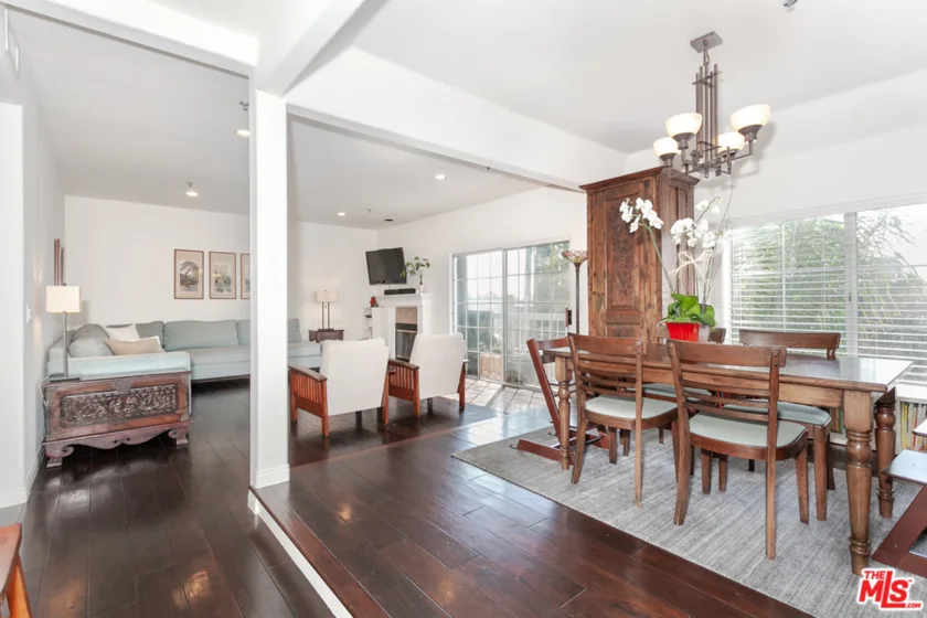 10925 Blix Street #311 photo 1