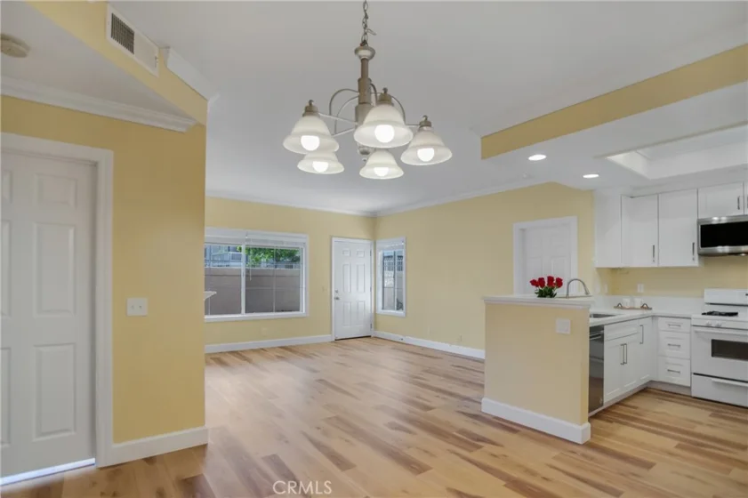 28890 Canyon Heights photo 1