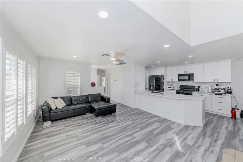 5010 Golondrina Way #64 photo 3