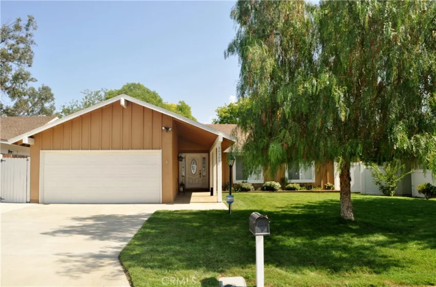 30305 Mira Loma Drive photo