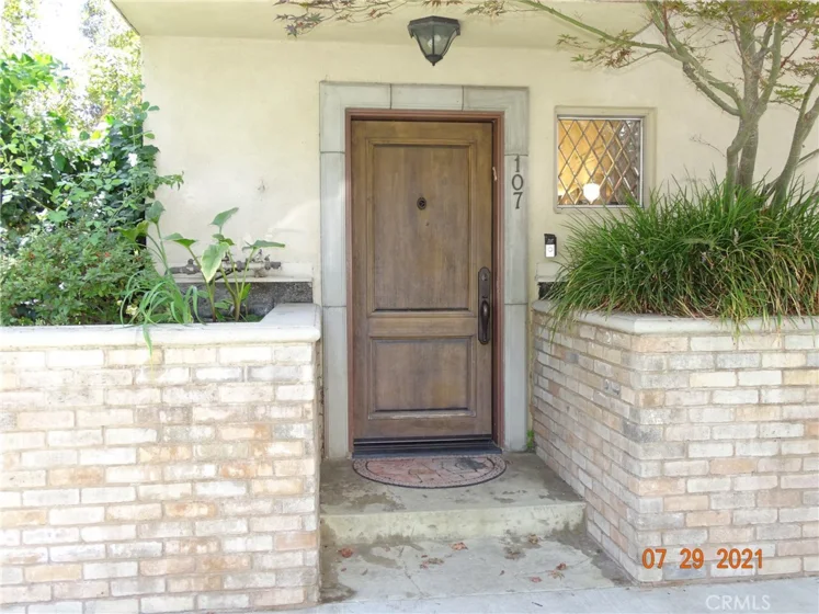 15248 Clark Street #107 photo 1