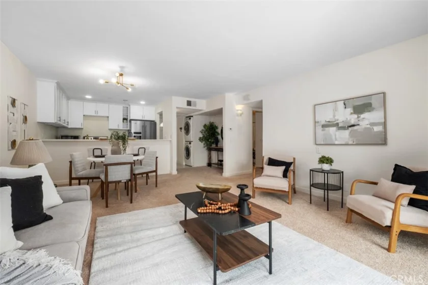 324 Tangelo photo 25