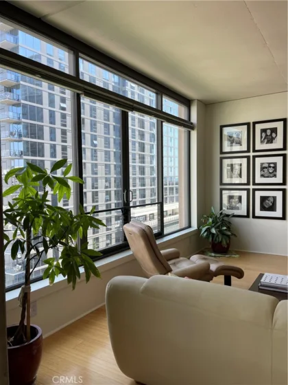 1111 S Grand #1015 photo 28