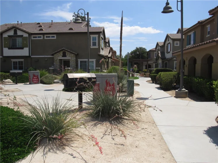 25890 Iris Avenue #B photo 21