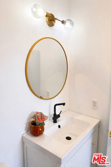 13920 Moorpark Street #308 photo 49