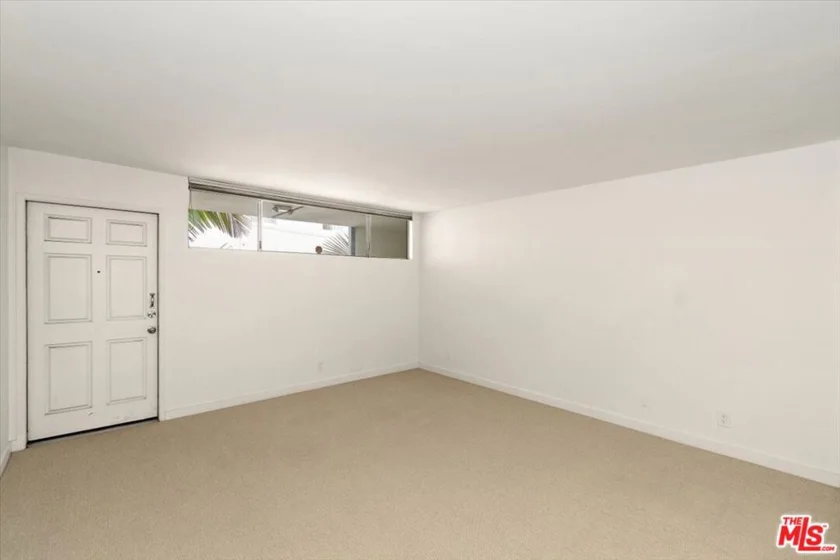 4 Jib Street #2 photo 32