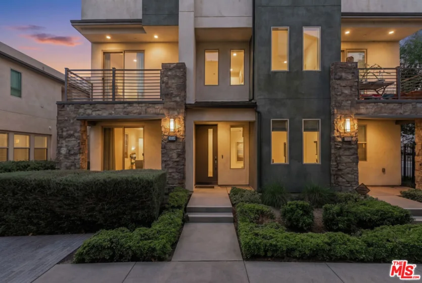 19504 Herringbone Drive photo 1