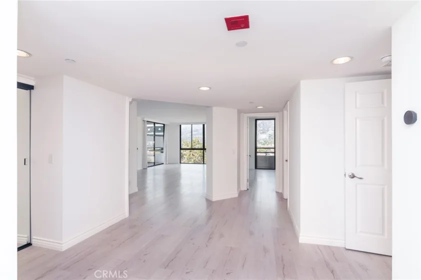343 E Pioneer Drive #802 photo 3