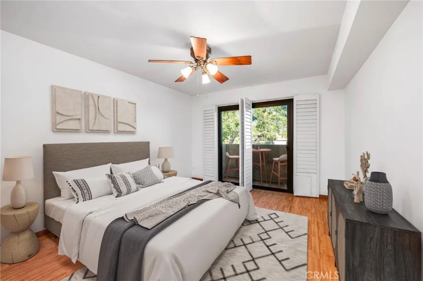 4000 W Victory Boulevard #204 photo 3