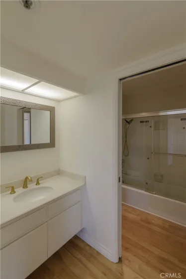 280 Cagney Lane #207 photo 25