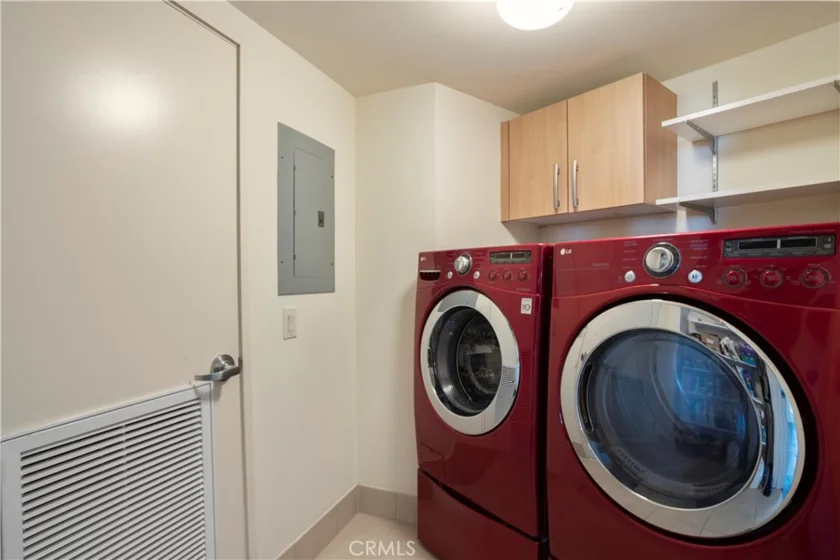 13650 Marina Pointe Drive #609 photo 36