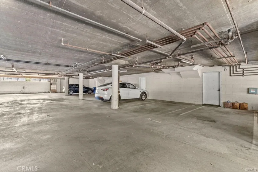 13819 Burbank Boulevard #7 photo 25