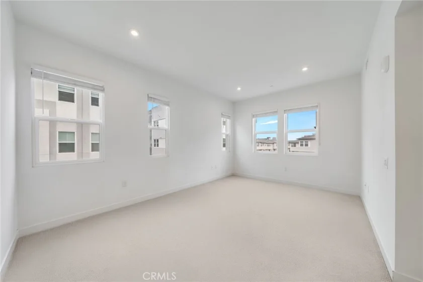 1338 S Urbana photo 8