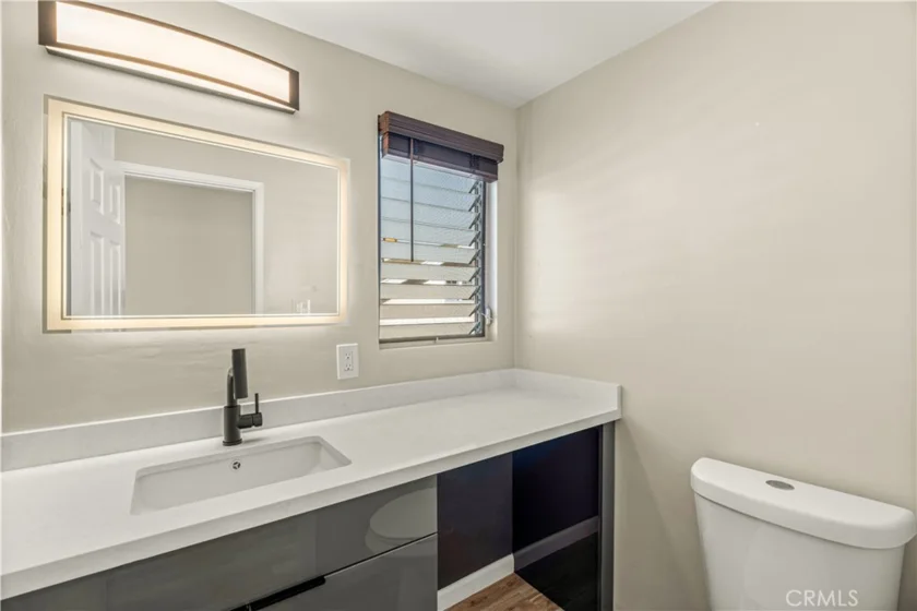 401 W 5th Street #3B photo 23