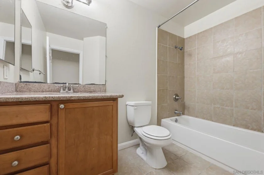 1280 W Main Street #18 photo 18