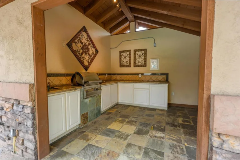 930 Peach Avenue #2 photo 10