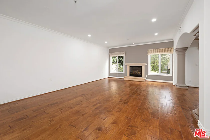 1217 Yale Street #103 photo 9