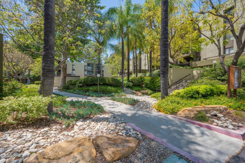 898 Temple Terrace #324 photo 1
