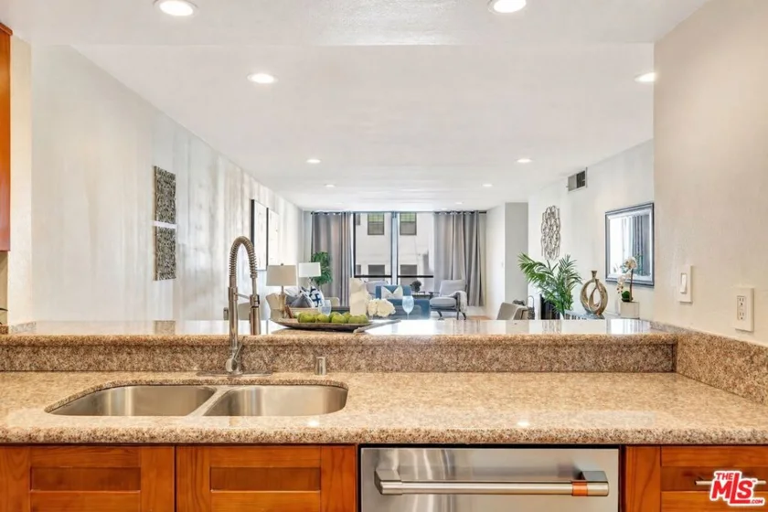 1900 Vine Street #103 photo 44