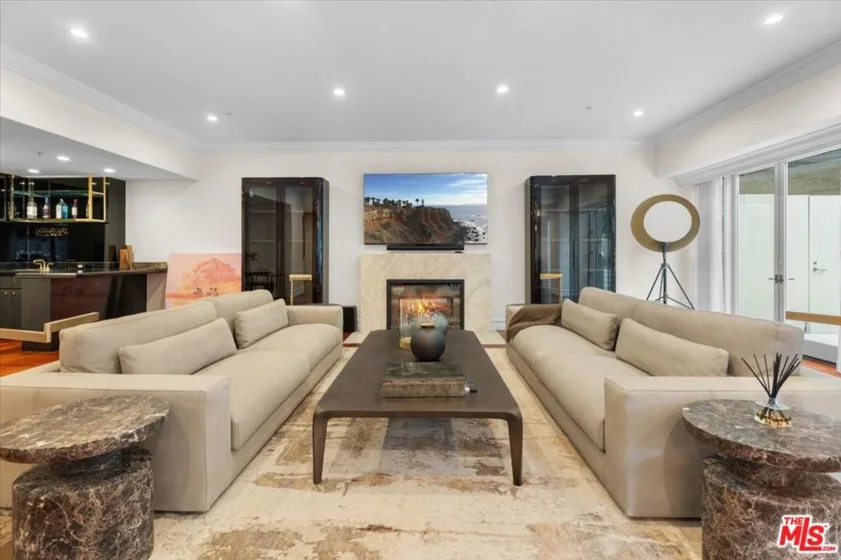 10580 Wilshire Boulevard #2 photo 4