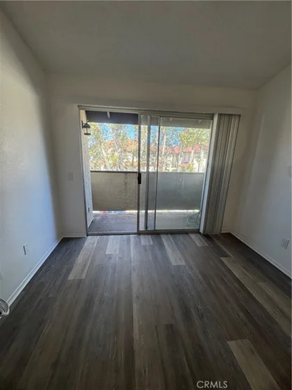 26152 Sanz #248E photo 13