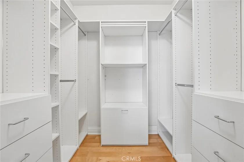 22681 Oakgrove Unit 233 photo 17