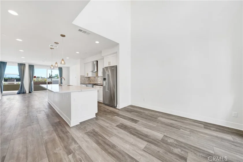 1658 Topanga photo 19