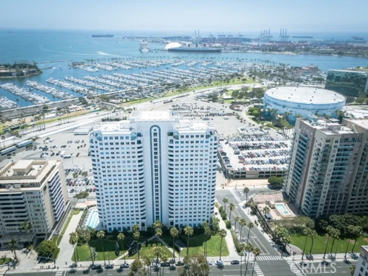 525 E Seaside Way #508 photo 1