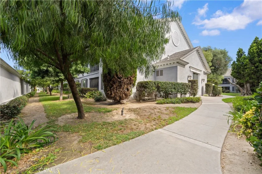 1611 S Pomona #D13 photo 4
