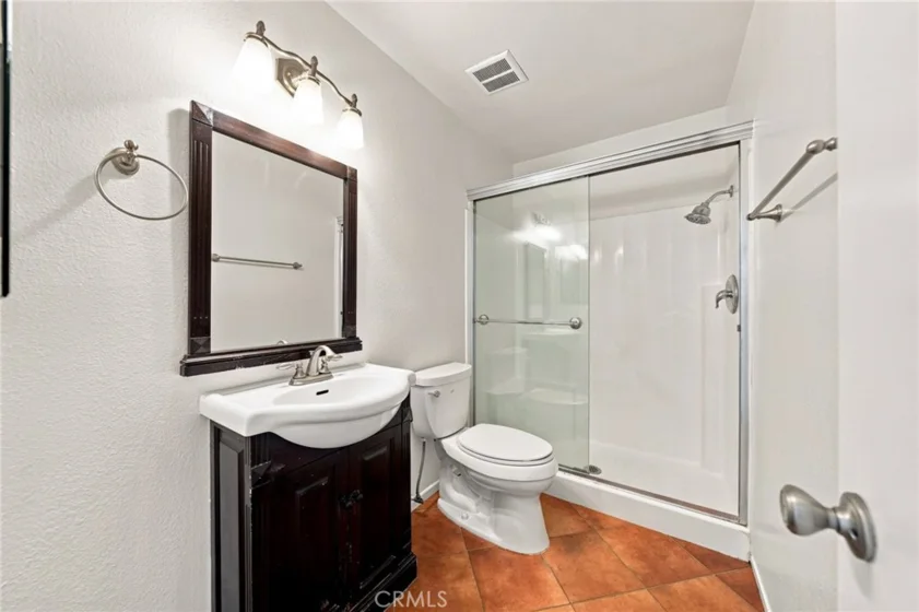 4725 Cardena photo 22