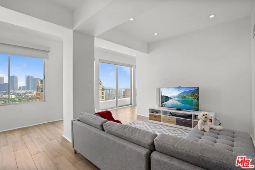 10501 Wilshire Boulevard #1709 photo 6