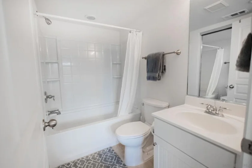 810 Harbor Cliff Way #230 photo 25