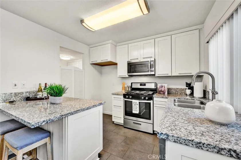 22746 Malaga Way photo 8