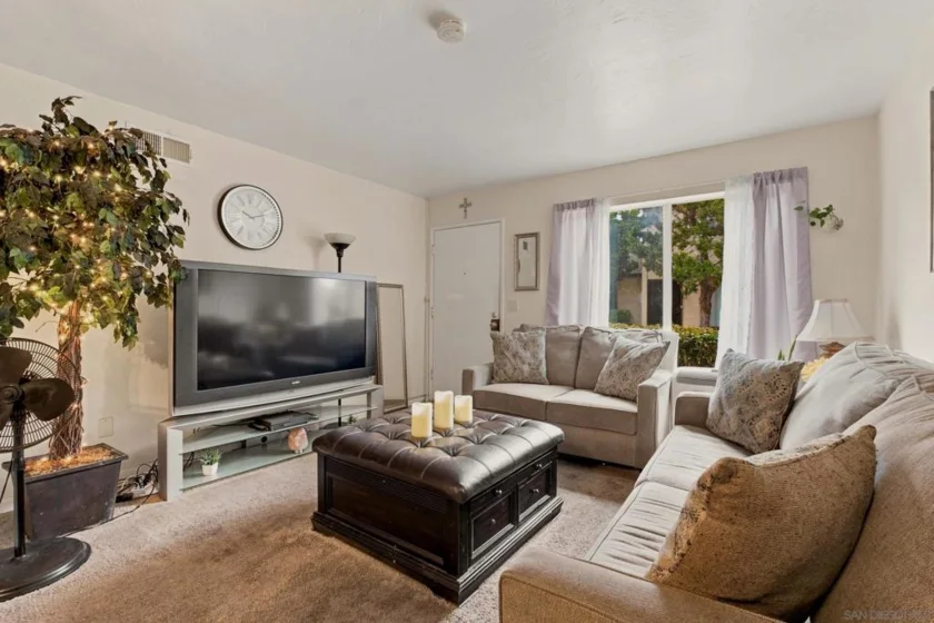 10345 Carefree Drive photo 5