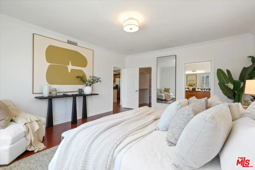 107 N Swall Drive #303 photo 7