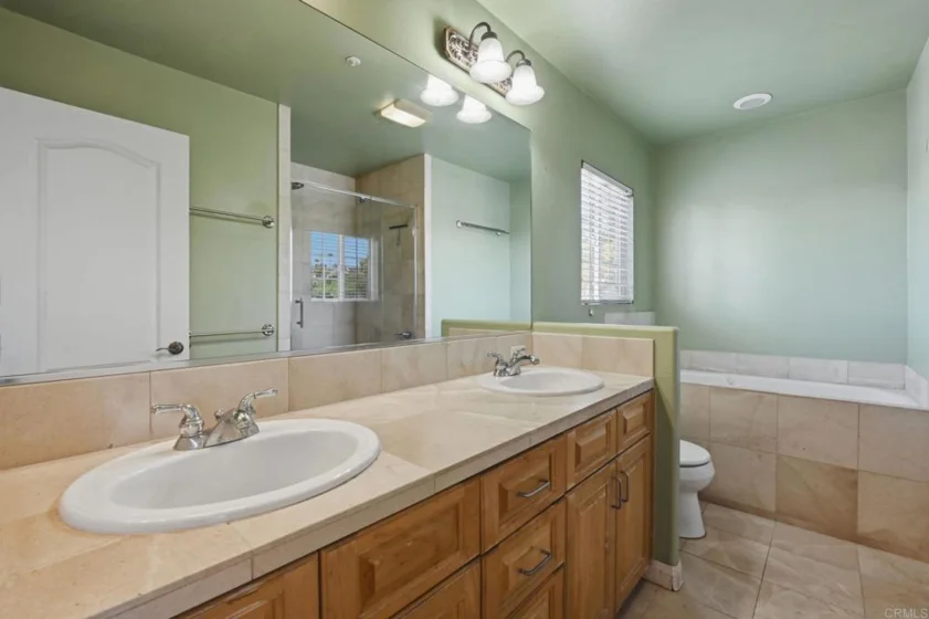 7548 Romeria Street photo 34