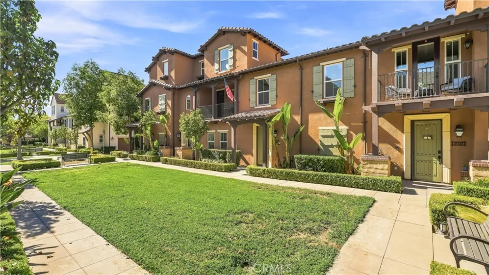 621 S Melrose Street photo 2