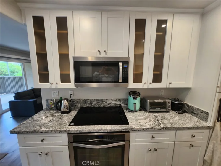 8515 Villa La Jolla Drive #F photo 7