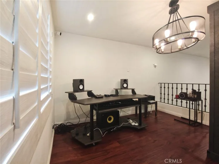 813 N Martel Avenue #2 photo 22