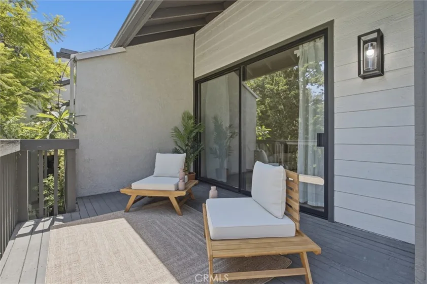 2538 W Macarthur Boulevard ##J photo 19