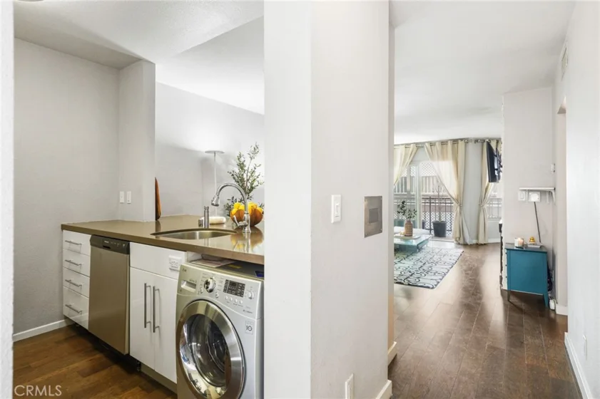 141 S Clark Drive #326 photo 10