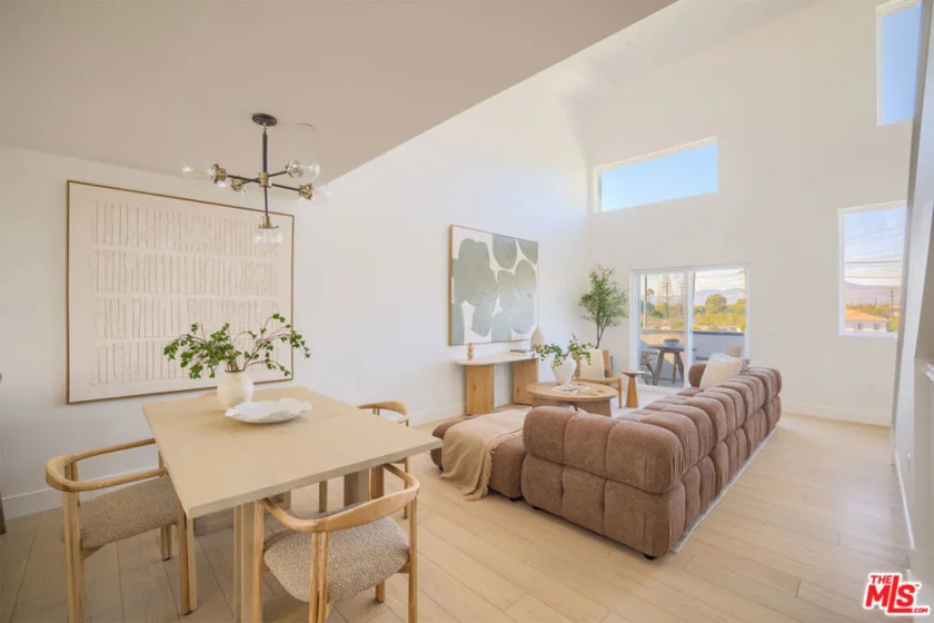 11222 W Victory Boulevard #2 photo 16