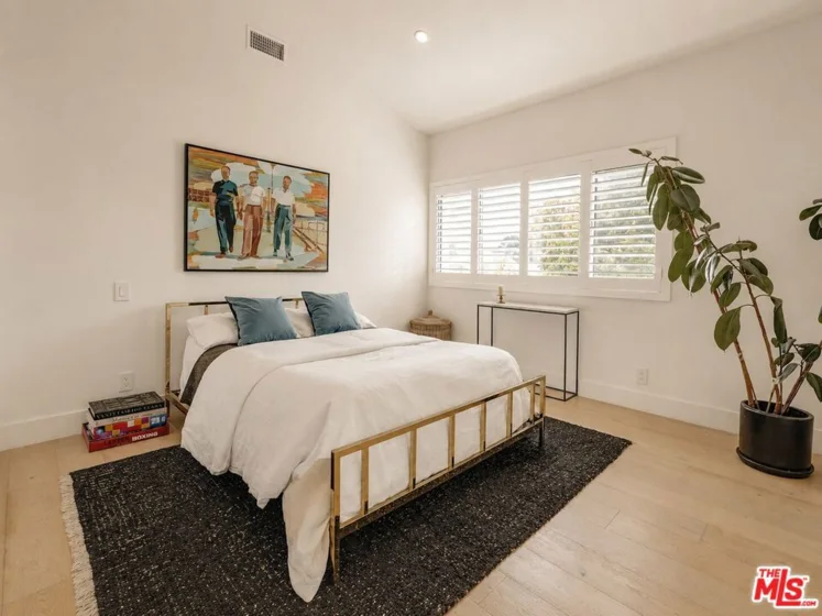 930 California Avenue #301 photo 21
